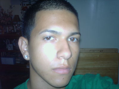 victor flores