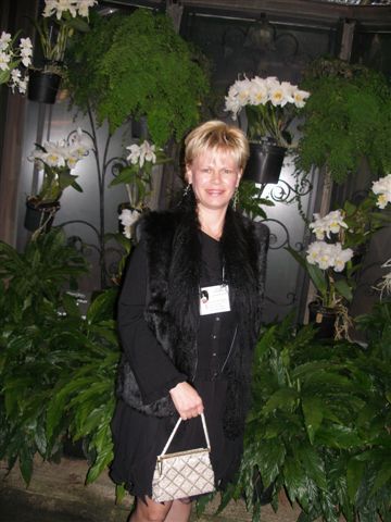 Cynthia Wiele