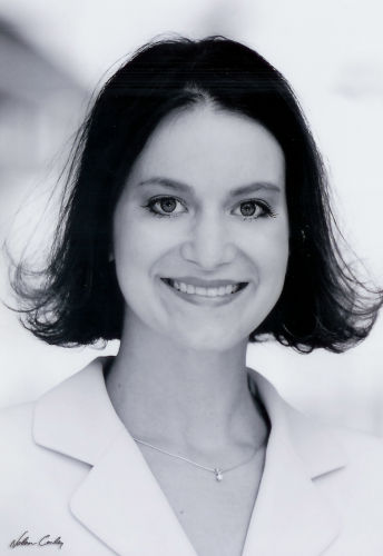 Julie Lewis