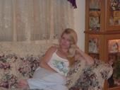 Shelley Lee