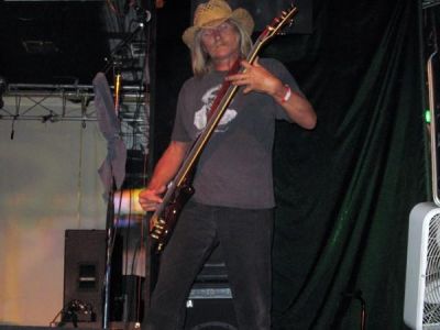 Douglas Kirk