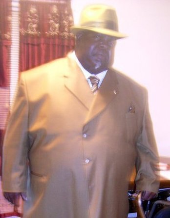 Douglas Holmes