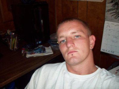 aaron devries