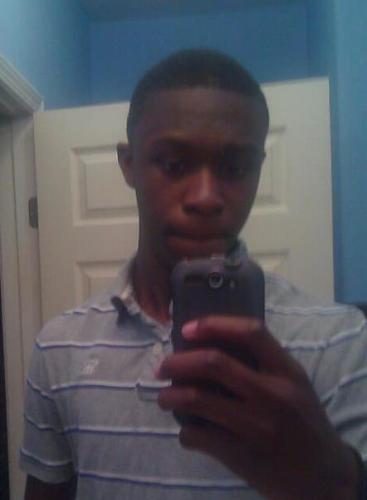 Dontayle Holmes