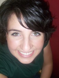Holly Larsen