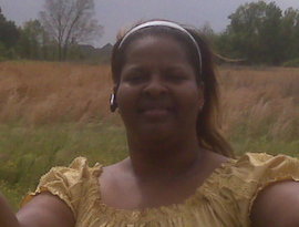 Linda Plain