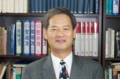 Sang Lee
