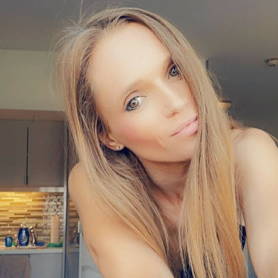 Anya Smith